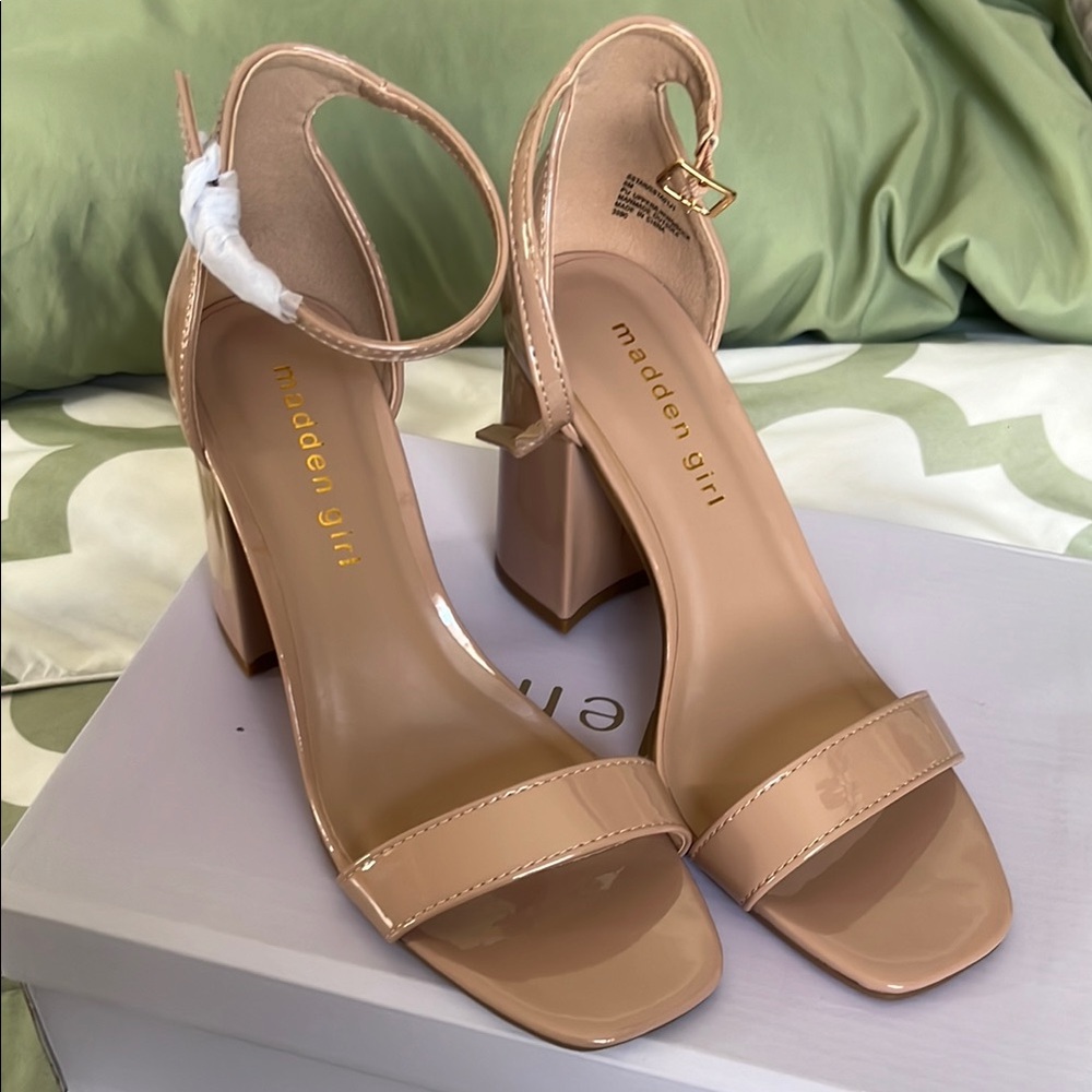 Madden Girl Women's Tan Heeled Sandals